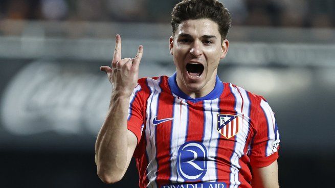 Los cuatro gigantes de Europa que quieren a Julián Álvarez para la próxima temporada