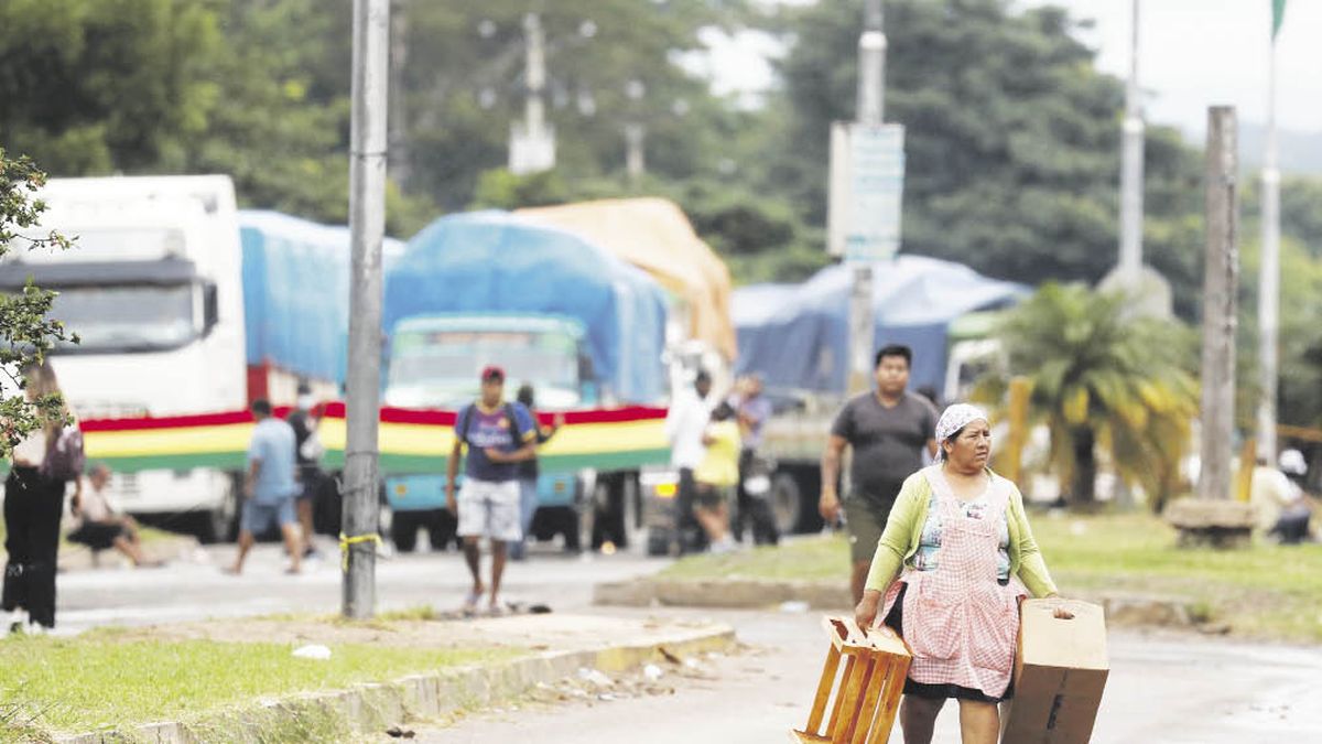 Protests intensify in Bolivia and paralyze the transport of grains