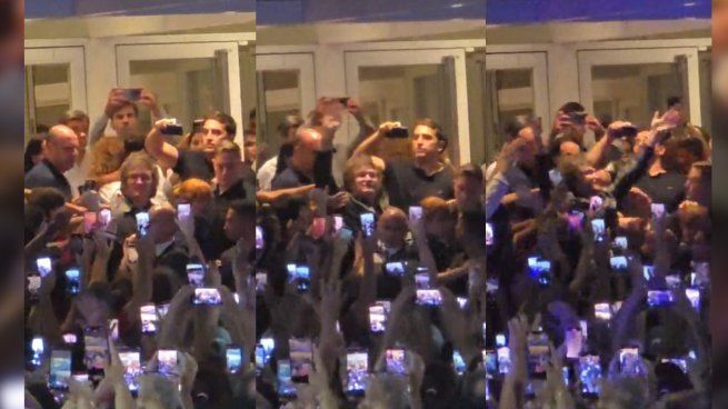 Milei fue recibido con abucheos e insultos en Mar del Plata.