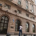 La Justicia recibió un nuevo recurso de amparo para frenar el DNU. La Justicia recibió un nuevo recurso de amparo para frenar el DNU.