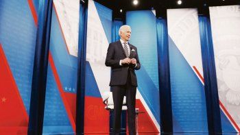 RESPUESTAS. El presidente de EE.UU. Joe Biden participó de un encuentro con ciudadanos organizado por la CNN.
