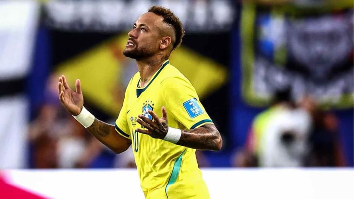 Su último partido había sido el 17 de mayo con el Santos, encuentro en el que sufrió un desgarro en la pantorrilla derecha. Su último partido había sido el 17 de mayo con el Santos, encuentro en el que sufrió un desgarro en la pantorrilla derecha.