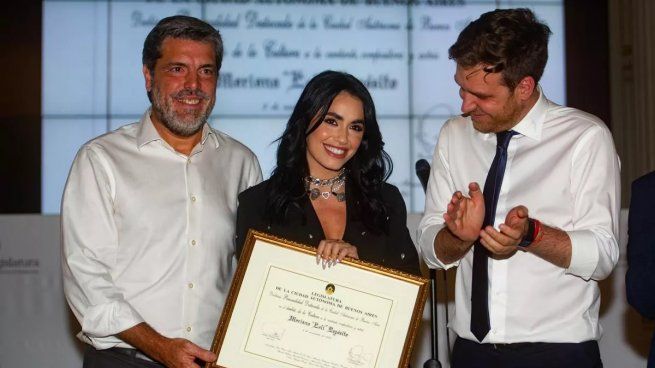 Lali distinción personalidad cultura.jpg