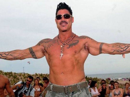 Ricardo Fort.