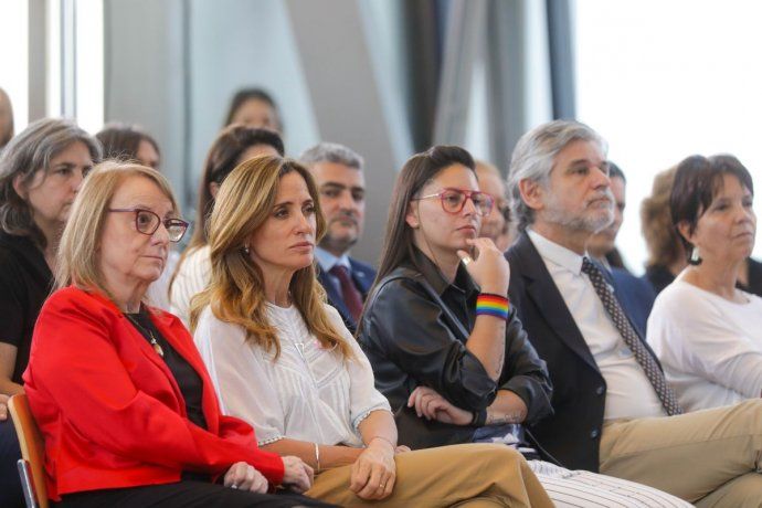 Funcionarios que acompañaron el anuncio en el CCK