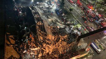 se derrumbo un hotel en china: al menos un muerto y 10 desaparecidos
