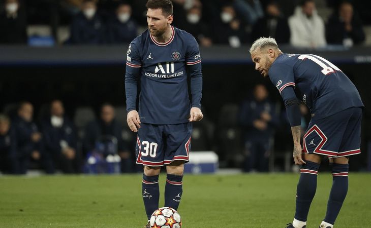 Lluvia de insultos y silbidos para Messi y Neymar en París tras la  eliminación en Champions
