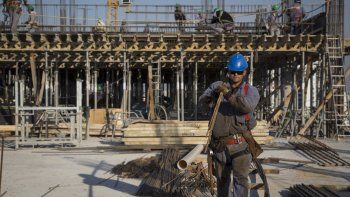 actividad cayo 4% en octubre y acumula 1,7% en el ano