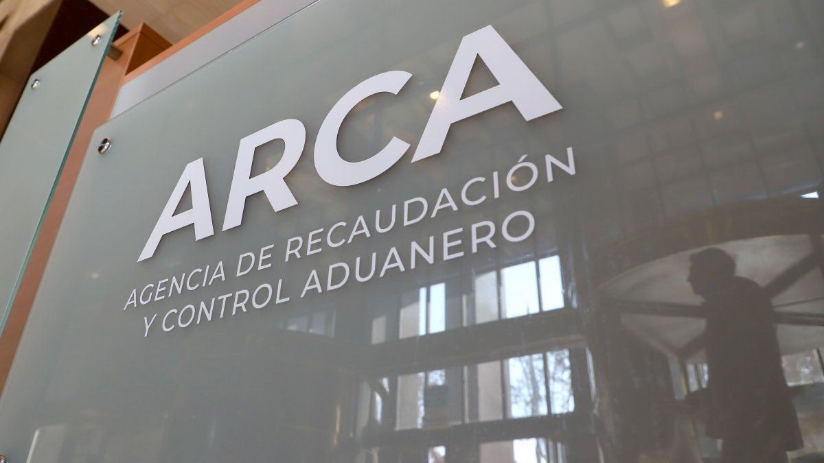 June Tax Collection rebounded 2% after the sharp fall of May