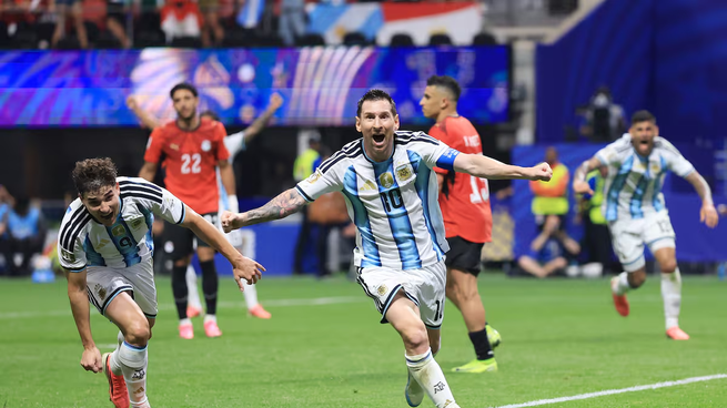 A los 81´, Messi logró la hazaña y empató el partido contra Egipto, en un partido para la historia.