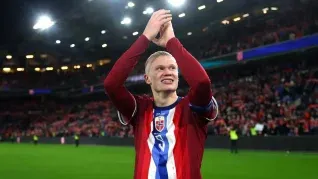 La promesa noruega que se consolidó como uno de los futbolistas más importantes del deporte contemporáneo. La promesa noruega que se consolidó como uno de los futbolistas más importantes del deporte contemporáneo.