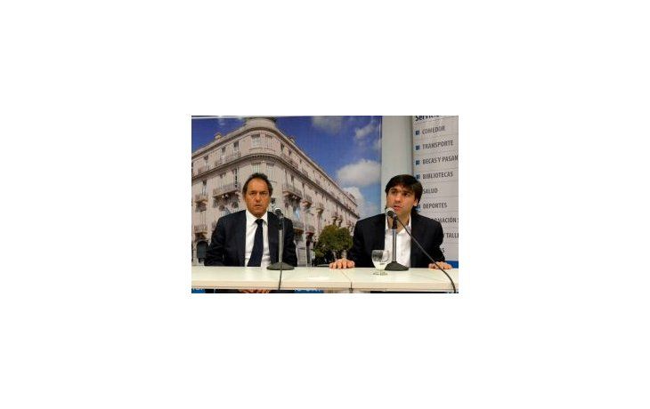 Daniel Scioli junto a Diego Bossio.