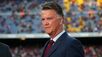 Louis Van Gaal decidió incorporar a un entrenador de Voley al seleccionado de los Países Bajos.