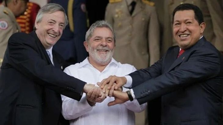Néstor Kirchner, Luiz Inácio Lula da Silva and Hugo Chávez.