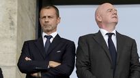 La UEFA analiza levantar la amenaza de boicot que había planteado contra las competencias organizadas por la FIFA.