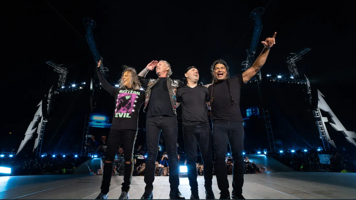 Metallica made more than 60 thousand people jump with a selection dedicated to their first albums