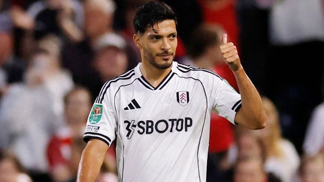 El regreso de Raúl Jiménez al América ya dejó de ser una utopía y podría volver a vestir la playera amarilla en el Apertura 2026.