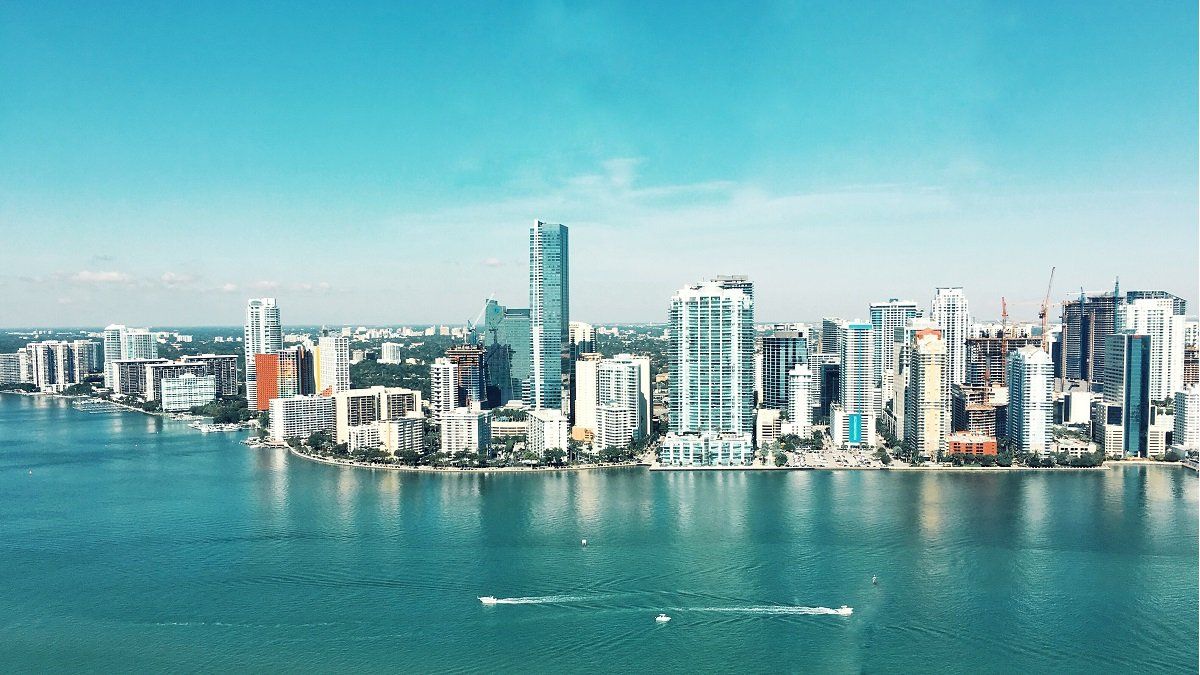 Why more and more Argentines invest in properties in the United States