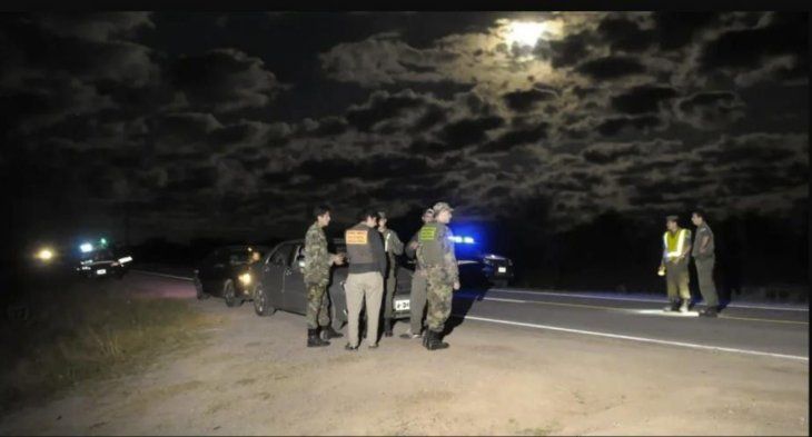 Los operativos de rastrillaje incluyeron la participación de personal de Gendarmería.