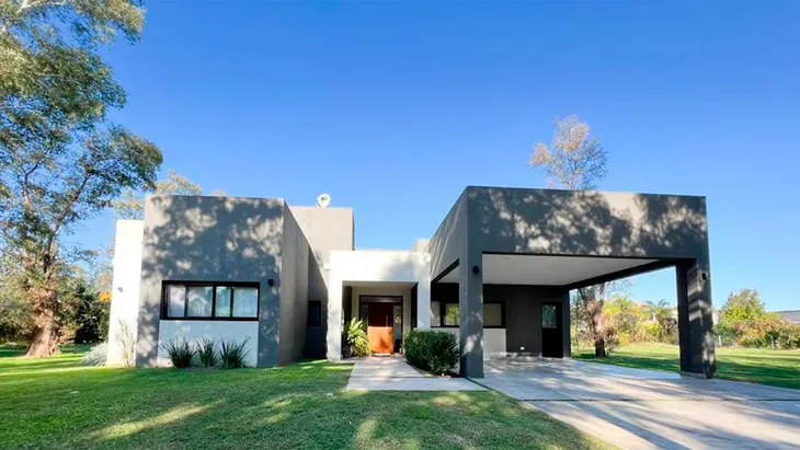 La Cesarina, un barrio en el partido de General Rodríguez La Cesarina, un barrio en el partido de General Rodríguez