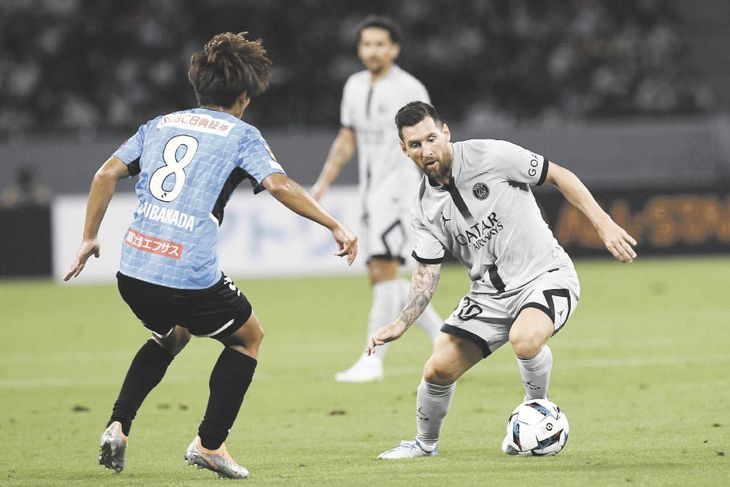 en acción. Lionel Messi marcó un gol y dio la asistencia para el segundo que convirtió Muinga en el triunfo del PSG ante Kawasaki Frontale.