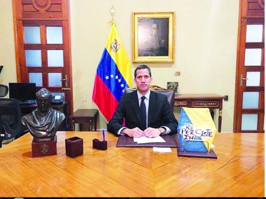 Respuesta. R&aacute;pido de reflejos, el autoproclamado presidente de Venezuela, Juan Guaid&oacute;, asegur&oacute; que no apa&ntilde;ar&iacute;a a ning&uacute;n corrupto y separ&oacute; del parlamento a los sospechosos para garantizar la integridad de la investigaci&oacute;n.