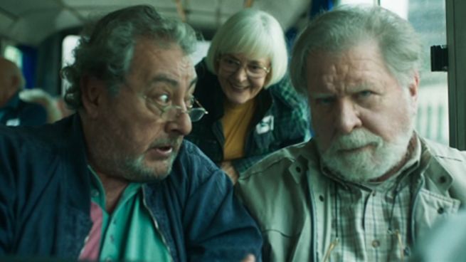 Friendly national black comedy of old people against mobsters