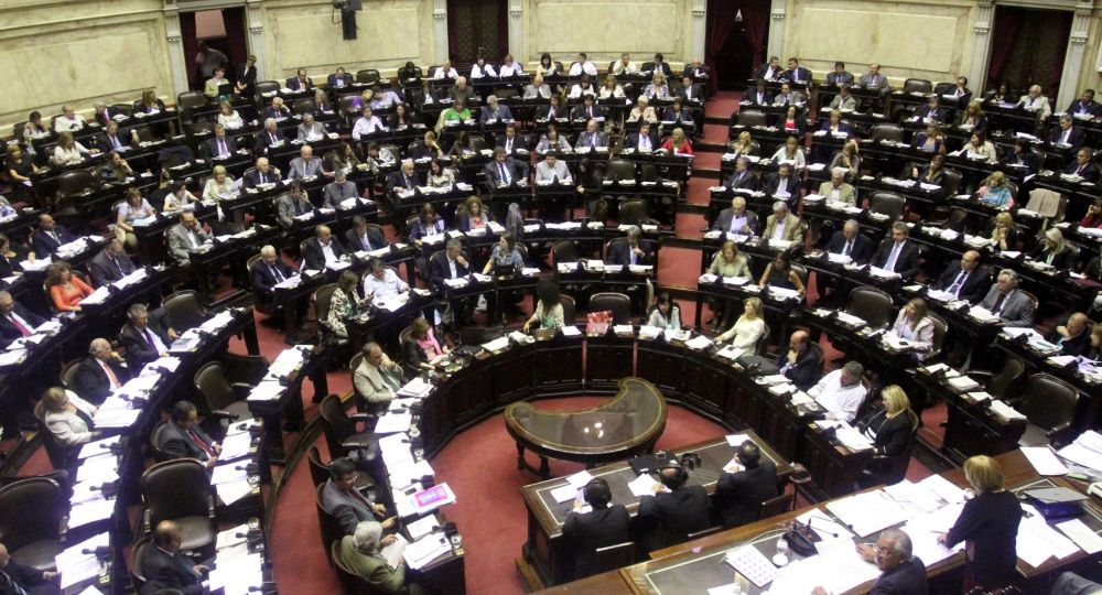 Reforma laboral y Régimen Penal Juvenil: dos de los proyectos claves del Gobierno que están siendo debatidos en sesiones extraordinarias. Reforma laboral y Régimen Penal Juvenil: dos de los proyectos claves del Gobierno que están siendo debatidos en sesiones extraordinarias.