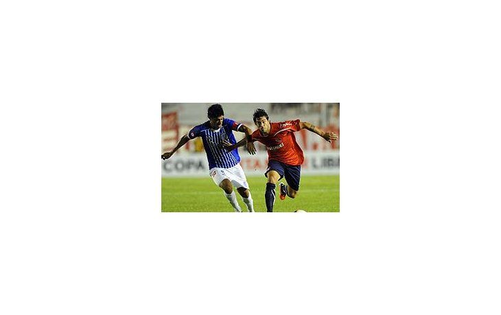 Godoy Cruz superó a Independiente en Avellaneda.