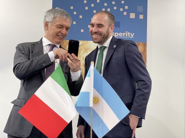 Final. Mart&iacute;n Guzm&aacute;n se reuni&oacute; ayer en Venecia con su par de Econom&iacute;a y Finanzas de Italia, Daniele Franco. &ldquo;Cerramos el G20 con un encuentro con Italia, que este a&ntilde;o desde la presidencia est&aacute; realizando un gran trabajo por un multilateralismo renovado&rdquo;, afirm&oacute; el ministro, que adem&aacute;s particip&oacute; del Foro Internacional de Cambio Clim&aacute;tico.