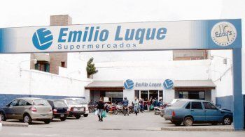 oferta. La cadena Supermercados Luque cuenta con 19 centros de venta repartidos en cuatro provincias. Planea irse de algunos distritos.