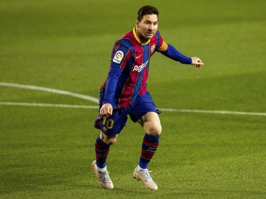 Messi marcó dos goles y con 25 es el máximo anotador de la Liga de España.