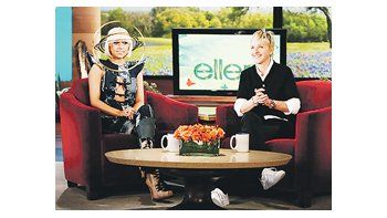 La extravagante cantante dijo en el programa de Ellen DeGeneres que es «tacaña», que no quiere ser una «mártir de la fama», como Lady Di, y que le gustaría protagonizar un film de Woody Allen.