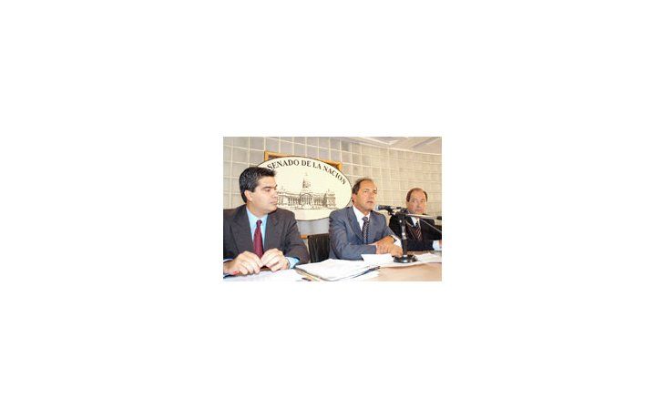 ámbito.com | Insisten senadores en forzar a los jueces a pagar impuesto al salario