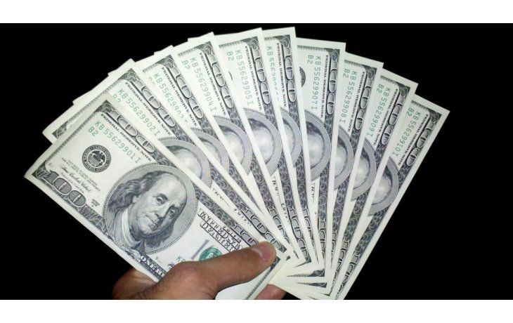 El dólar cerró casi estable a $ 15,15
