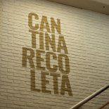 Cantina Recoleta, ideal para disfrutar desde un café matutino hasta una cena entre amigos, con platos caseros y ambiente cálido. Cantina Recoleta, ideal para disfrutar desde un café matutino hasta una cena entre amigos, con platos caseros y ambiente cálido.