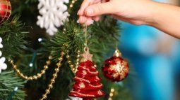 Ornaments, lights and decorative items for every corner of your house, with exclusive discounts for these holidays at Carrefour. Ornaments, lights and decorative items for every corner of your house, with exclusive discounts for these holidays at Carrefour.
