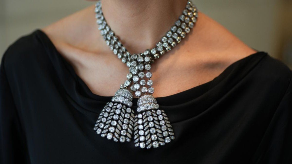 A diamond necklace linked to Marie Antoinette sold for .8 million at auction