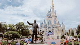 parques de disney: 100.000 despidos