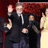 Paul Thomas Anderson junto al elenco de Una batalla tras otra. Paul Thomas Anderson junto al elenco de Una batalla tras otra.