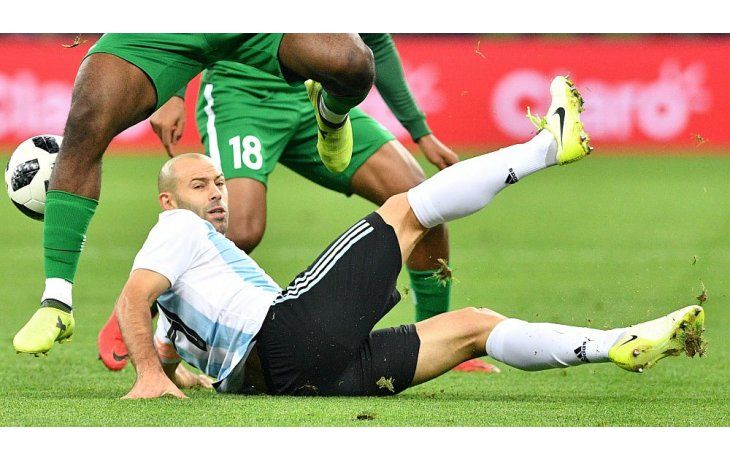 Mascherano sufrió un desgarro.