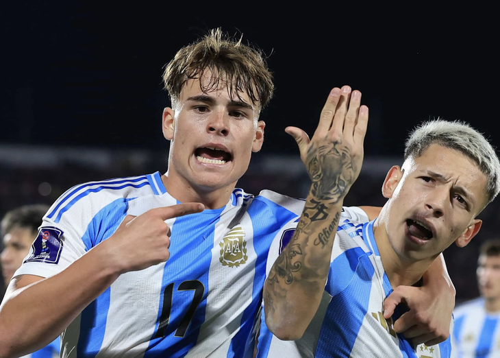 The Argentine National Team is going for the title. The Argentine National Team is going for the title.
