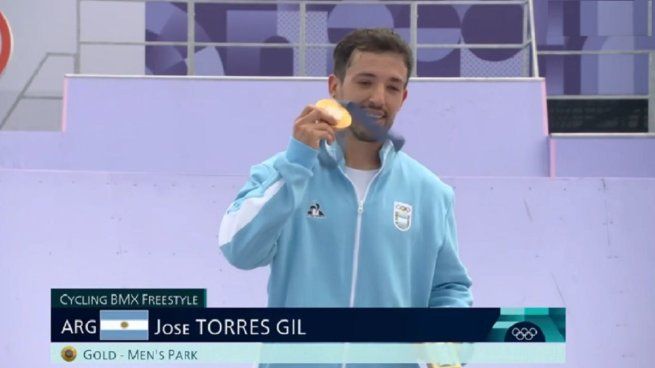 Jose Torres ganó la medalla de oro para Argentina en los Juegos Olímpicos Paris 2024