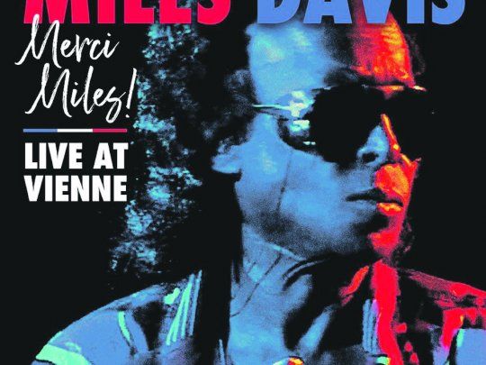 Sale a la luz un Miles Davis final y genial