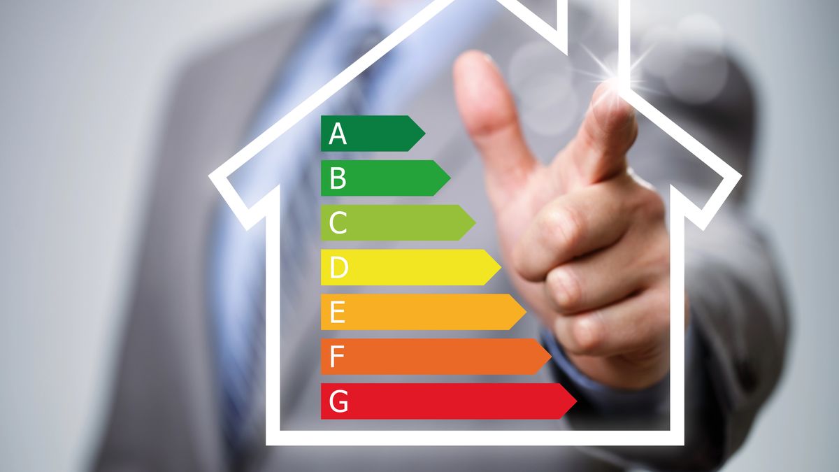 Nuevas etiquetas de los electrodomésticos: cómo elegir los que consumen menos electricidad y ahorrar en la factura
