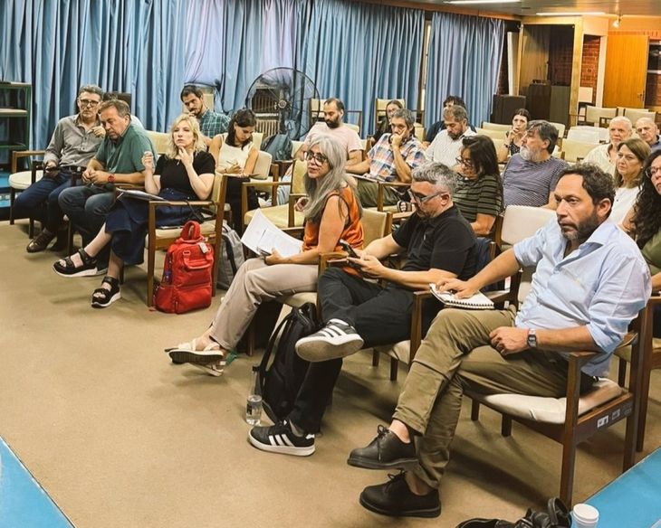 Lanesan Sancho, Serquis, Paulón y Ferraro en la primera fila de la conferencia de IANIGLA Lanesan Sancho, Serquis, Paulón y Ferraro en la primera fila de la conferencia de IANIGLA