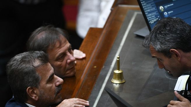 Cristian Ritondo y Oscar Zago consultan en tándem a Martín Menem.