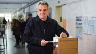 Agustín Rossi votó en Rosario.