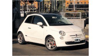 ámbito.com | El 500 utiliza la plataforma del Fiat Panda con adaptaciones de la mecánica en función de las exigencias estilísticas y para incrementar la resistencia estructural de la carrocería.