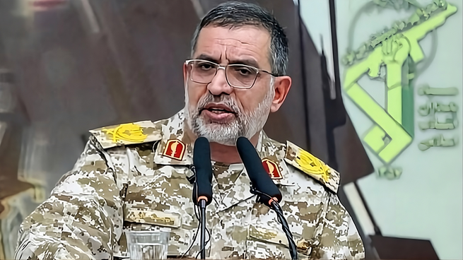 Cientos de barcos permanecen detenidos mientras el estrecho de Ormuz sigue afectado por la escalada bélica.